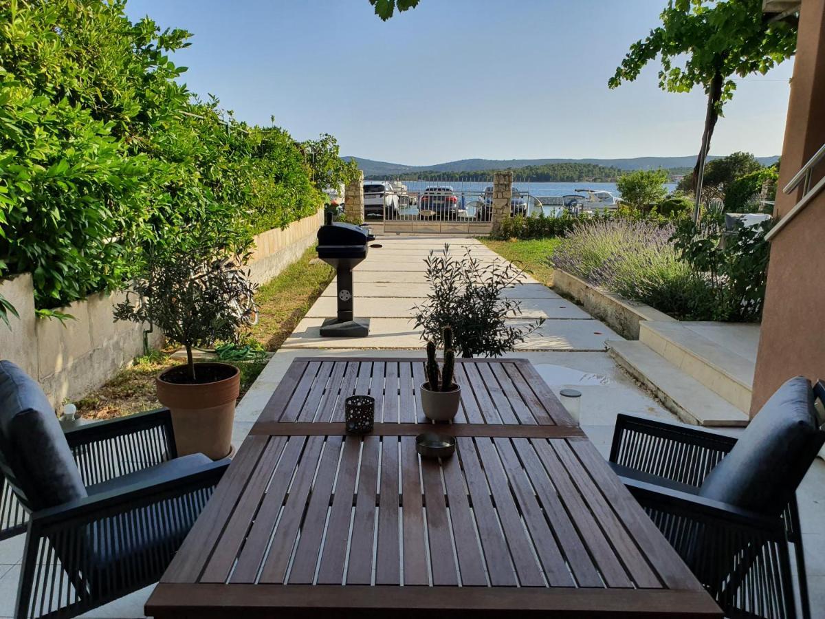 Apartments Villa Oliva Turanj Dış mekan fotoğraf