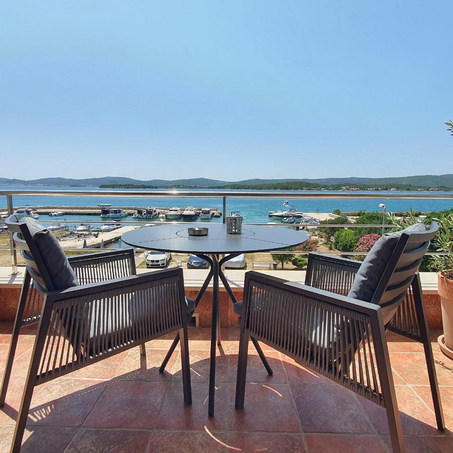 Apartments Villa Oliva Turanj Dış mekan fotoğraf